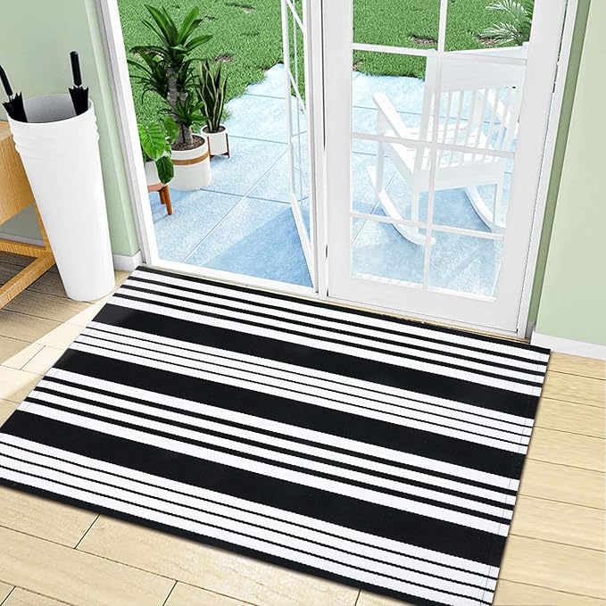 OJIA Fall Front Door Mats Outdoor 27.5x43 Inches, Black and White Outdoor Rugs Cotton Woven Front Door Rug Machine Washable Layered Doormats for Porch/Farmhouse/Kitchen/Entryway/Patio