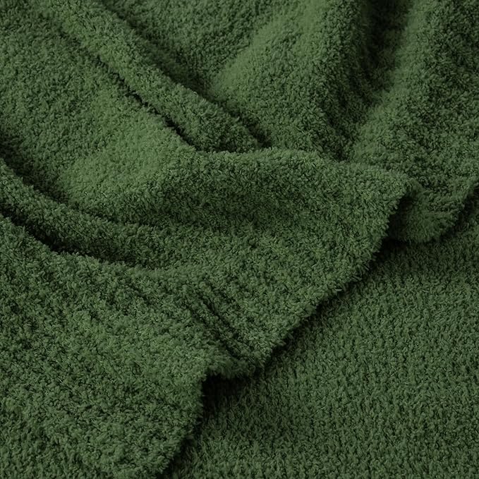 JOOJA Dark Green Blanket Warm Queen Size Fuzzy Knitted Blanket, Oversized Luxury Bed Blankets, Soft Queen Blanket for Bed, Lightweight Plush Blanket Queen Size for Cozy Nights (Dark Green, 90x90)