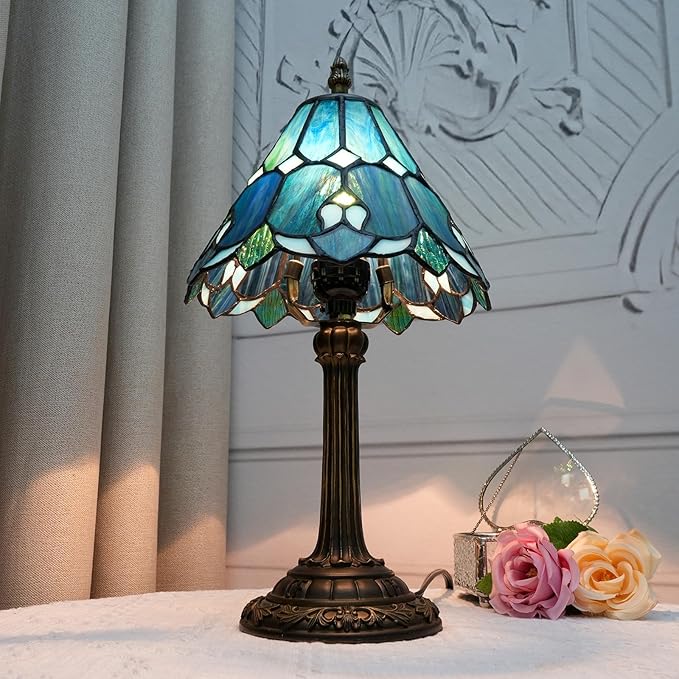 8 Inch Tiffany Style Colorful Lamp, Blue Green Umbrella Retro Design Bedside Lamp, Suitable for Bedroom, Dormitory Cafe and Other Home Art Decoration