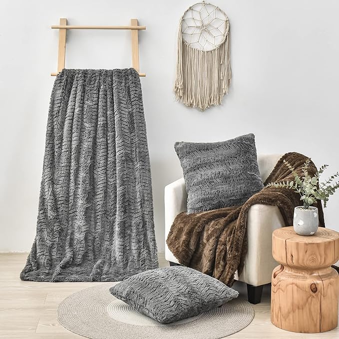 YUSOKI Luxury Faux Fur Throw Blanket(Without Pillows) 2 Layers,3lb,All Ages,Home Decoration, (Grey,50" x 63")