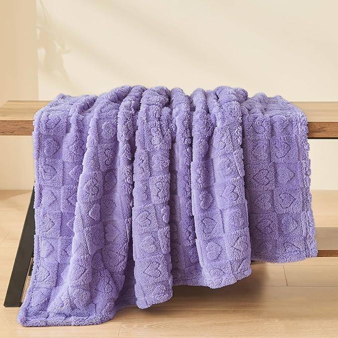 NEWCOSPLAY Super Soft Throw Blanket Lavender Premium Silky Flannel Fleece 3D Heart Checkered Lightweight Bed Blanket All Season Use (Lavender Heart, Throw(50"x70"))