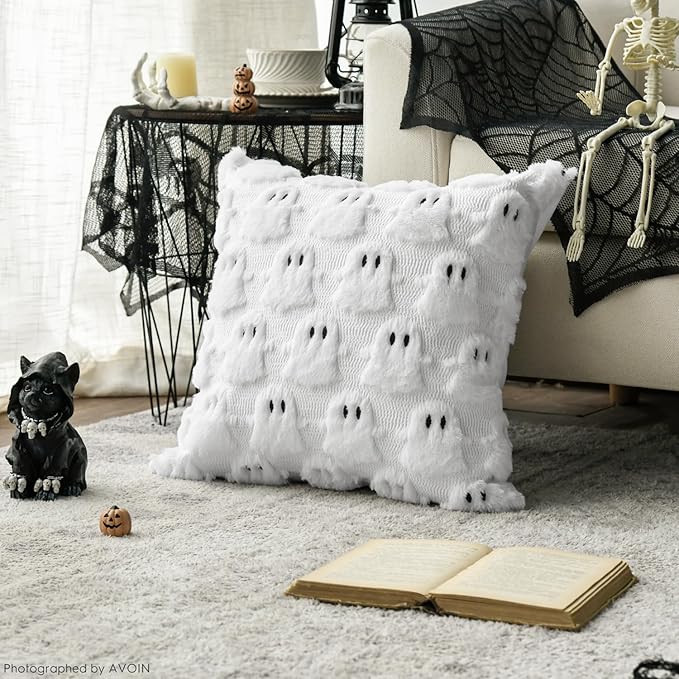 AVOIN colorlife Halloween Ghost White Throw Pillow Cover Set of 2, 20 x 20 Inch Soft Plush Faux Fur Jacquard Spooky Cushion Case Decoration for Sofa Couch