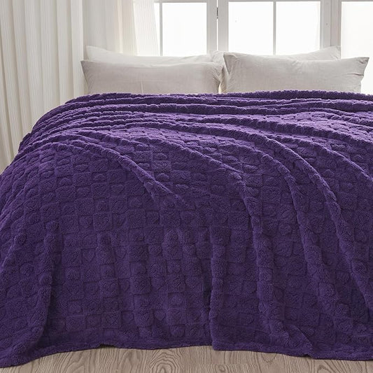 NEWCOSPLAY Super Soft King Blanket Purple Premium Silky Flannel Fleece 3D Heart Checkered Lightweight Bed Blanket All Season Use (Purple Heart, King(90"x110"))