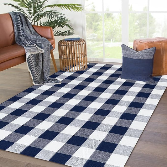 KOZYFLY Buffalo Plaid Area Rug 4 x 6 Ft Navy and White Checkered Rug Washable Outdoor Rugs Cotton Rugs for Bedroom Front Door Mat Carpet for Front Porch Living Room Dining Room Kitchen
