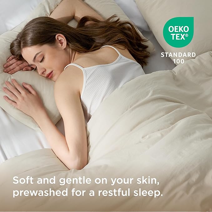 Bedsure Queen Comforter Set with Checkered Throw Blanket for Couch - 4 Pieces, 1 Beige Comforter Queen Size, 2 Pillow Shams, 1 Checkered Blanket, Super Soft, Lightweight & Fluffy for Bed & Sofa