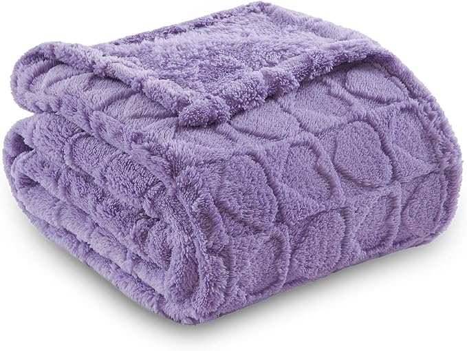 NEWCOSPLAY Super Soft King Blanket Lavender Love Premium Silky Flannel Fleece 3D Heart Checkered Lightweight Bed Blanket All Season Use (Lavender Love, King(90"x110"))