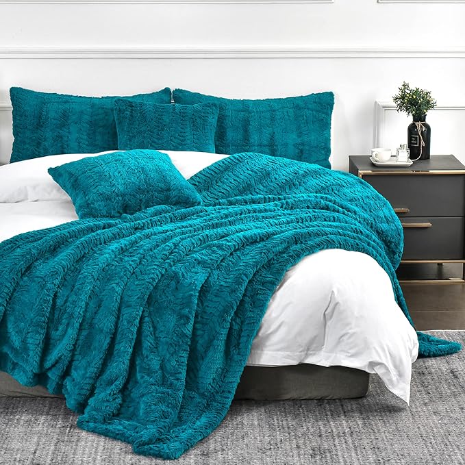 YUSOKI Luxury Double Sided Faux Fur Throw Blanket(Without Pillows),Turquoise Soft Fuzzy Fluffy Cozy Blanket Aqua Plush Blanket for Couch Bed Sofa Women Teen Girls Gift(Teal,50" x 63")