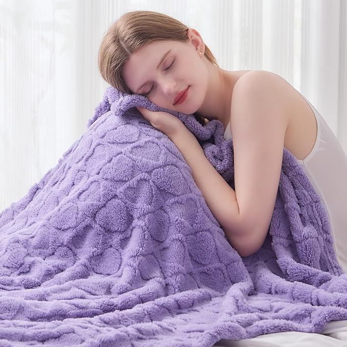 NEWCOSPLAY Super Soft Throw Blanket Lavender Love Premium Silky Flannel Fleece 3D Heart Checkered Lightweight Bed Blanket All Season Use (Lavender Love, Throw(50"x70"))