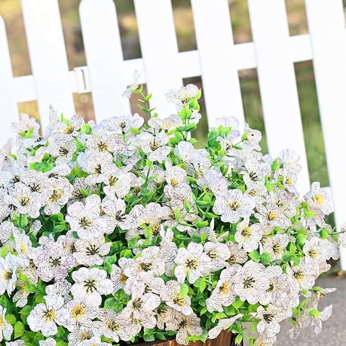 LADADA Outdoor Plant Flowers,8 Bundles of Fake Silk White Daisies, UV Resistant, Outdoor Porch, Home Courtyard, Garden Decoration(White)