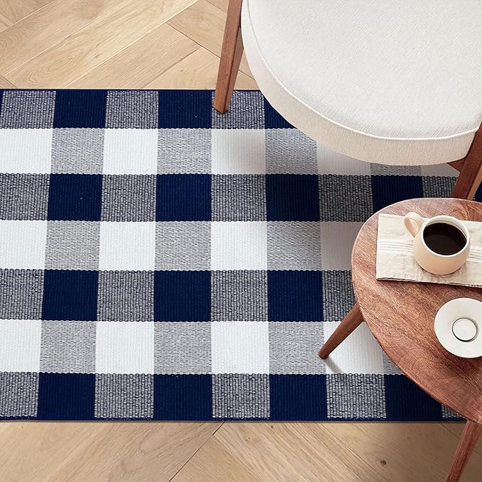 KOZYFLY Buffalo Plaid Area Rugs 27.5x43 Inches Navy and White Checkered Rug Washable Front Door Mat Hand Woven Cotton Outdoor Rug Small Rug for Front Porch Kitchen Entryway Patio Bathroom
