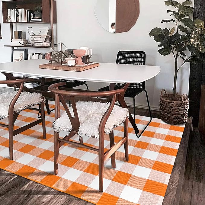 KOZYFLY Buffalo Plaid Rug 4x6 Ft Orange and White Outdoor Rugs Washable Checke Orange Rug Cotton Hand-Woven Halloween Door Mat Outdoor Indoor Fall Area Rugs for Front Door Patio Kitchen Bedroom
