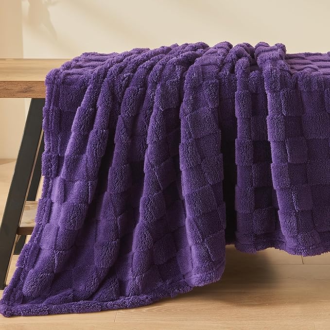 NEWCOSPLAY Super Soft Throw Blanket Purple Premium Silky Flannel Fleece 3D Checkered Lightweight Bed Blanket All Season Use (Purple Checkered, Throw(50"x70"))