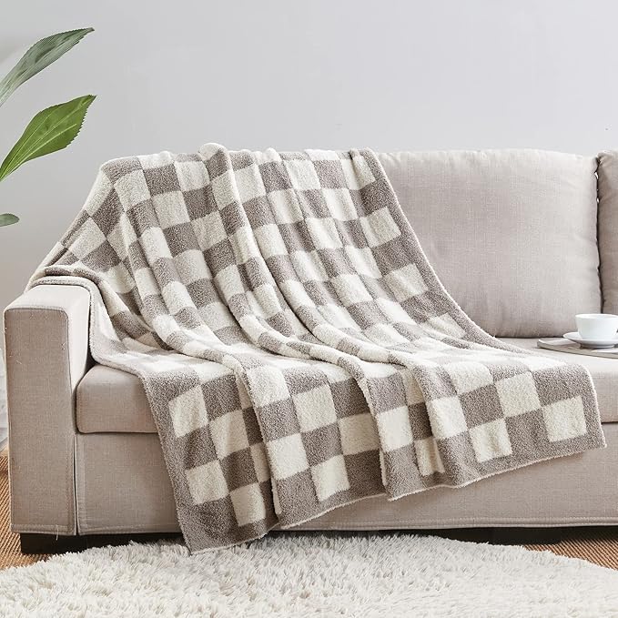 CozeCube Checkered Blanket, Ultra Soft Cozy Grey and White Throw Blanket, Warm Cozy Knit Fuzzy Plush Checkerboard Throw for Couch Bed Sofa, 50"x60"
