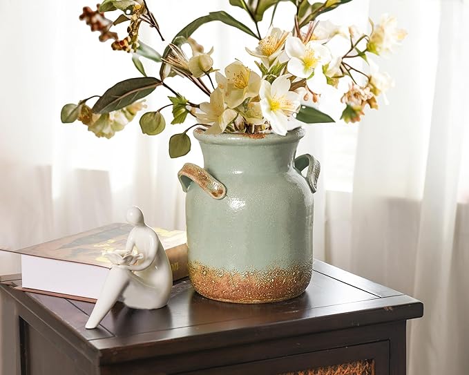 Quoowiit Ceramic Rustic Farmhouse Vase, Distressed Decorative Flower Vases for Home Decor, Ideal Shelf Decor, Green Boho Vase for Living Room Bedroom Kitchen Office Centerpiece Table Decorations