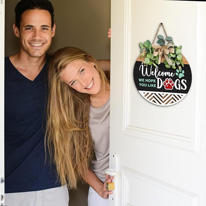 GOSSBY Interchangeable Welcome Sign for Front Door - WE HOPE YOU LIKE DOGS - Seasonal Rustic Wood Wreath - Hanging Wall Sign Decoration for Outside, Porch, Farmhouse - New Home, Housewarming Gift