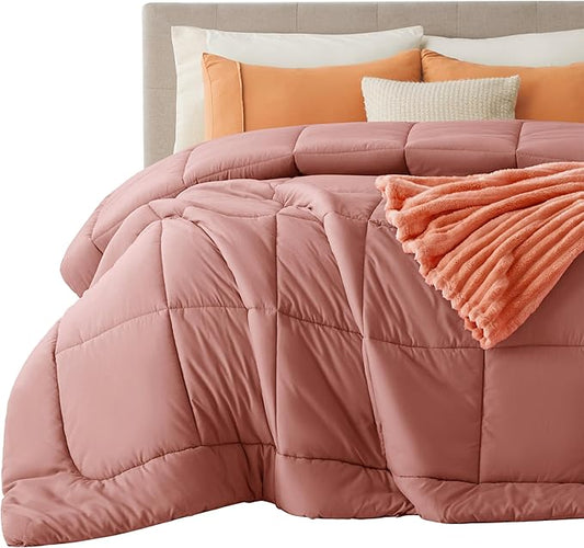 Bedsure Comforter Duvet Insert - Quilted Comforters Cal King Size, All Season Duvet, GentleSoft Down Alternative Bedding, with 8 Tabs, Gifts for Women/Men, Dusty Pink, California King 96 X 102 Inches