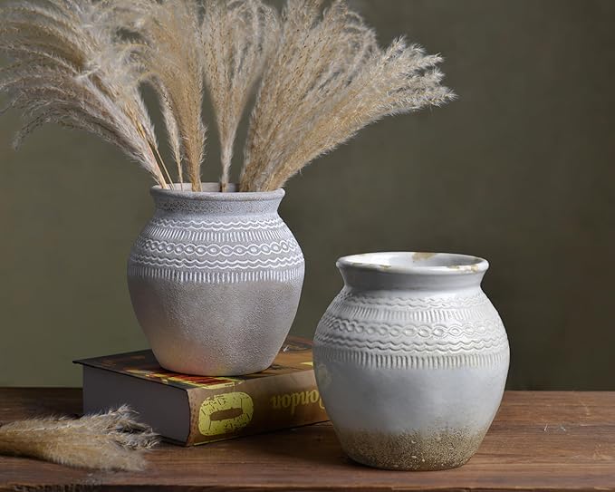 Quoowiit Ceramic Rustic Farmhouse Vase, Distressed Flower Vase for Home Decor, Boho Decorative Vases for Centerpiece Table Decorations, Vases for Living Room Kitchen Entryway Mantle Shelf Decor