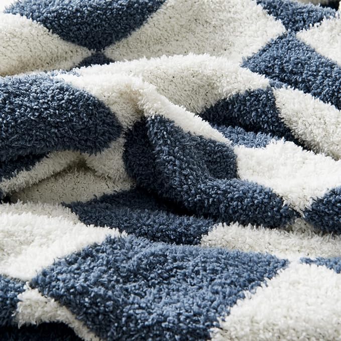 CozeCube Checkered Blanket, Ultra Soft Cozy Blue and White Throw Blanket, Warm Cozy Knit Fuzzy Plush Checkerboard Throw for Couch Bed Sofa, 60"x80"