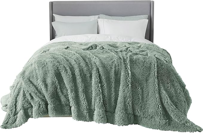 Bedsure GentleSoft Fluffy Sage Green King Size Blanket for Bed, Thick Soft Sherpa Faux Fur Fleece Bedding Fuzzy Plush Winter Warm Heavy Big Large King Blanket, Cozy Green Gifts for Men Women, 108x90