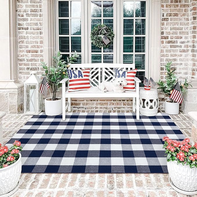 KOZYFLY Buffalo Plaid Area Rug 4 x 6 Ft Navy and White Checkered Rug Washable Outdoor Rugs Cotton Rugs for Bedroom Front Door Mat Carpet for Front Porch Living Room Dining Room Kitchen