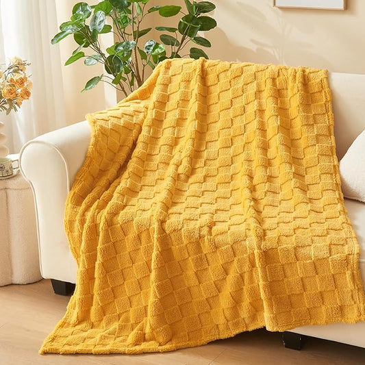 NEWCOSPLAY Super Soft Throw Blanket Mustard Yellow Premium Silky Flannel Fleece 3D Checkered Lightweight Bed Blanket All Season Use (Mustard Yellow Checkered, Throw(50"x70"))
