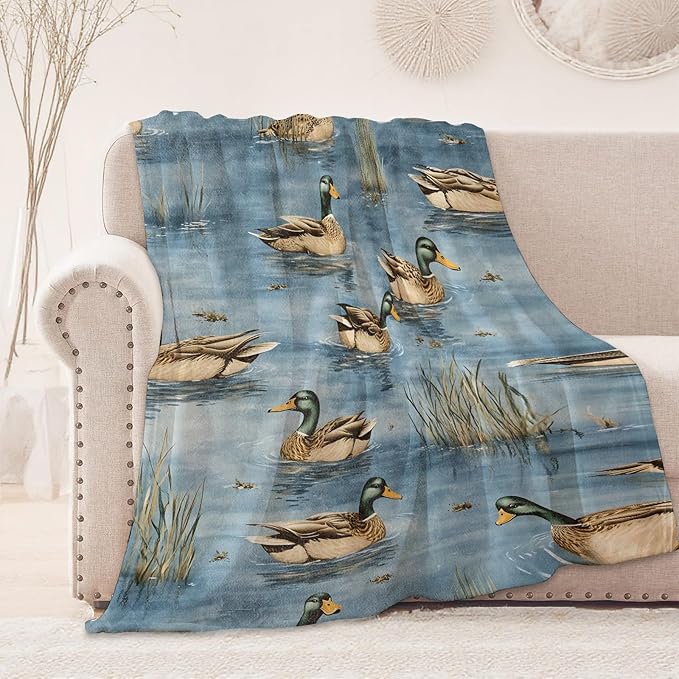 Mallard Duck Blanket, Cozy Flannel Funny Ducks with Reeds Throw Blanket, Soft Fuzzy Blankets for Travel Home Decor, All Season Lightweight Couch Bed Cover, Gifts for Women Adults Kids 60"×80"