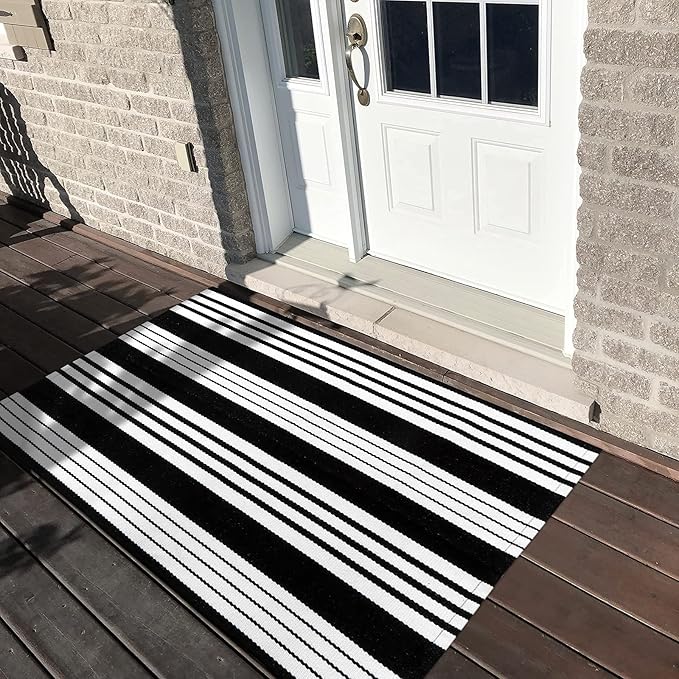 OJIA Black & White Outdoor Rug 3x5 Cotton Hand-Woven Fall Striped Porch Rugs Machine Washable Entry Rug Indoor Outdoor Area Rug Front Door Rug Floor Mat for Farmhouse/Living Room/Home Entrance