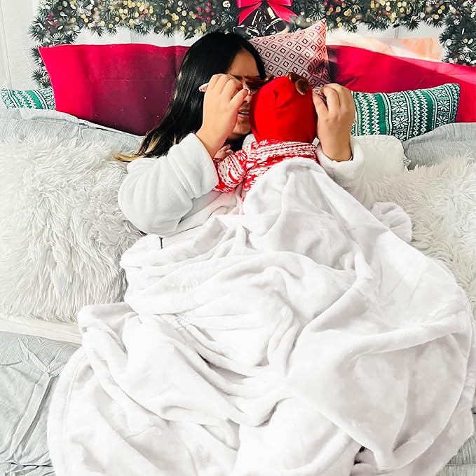 Bedsure GentleSoft White Fleece Throw Blanket - 300GSM Blankets for Couch, Sofa, Bed, Soft Lightweight Plush Cozy Throws for Toddlers, 50x60 inches