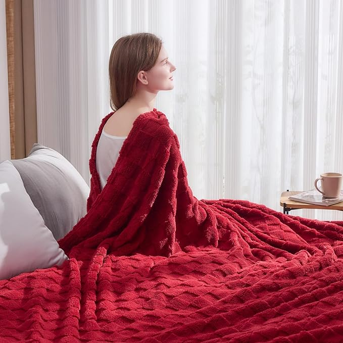 NEWCOSPLAY Super Soft King Blanket Red Premium Silky Flannel Fleece 3D Checkered Lightweight Bed Blanket All Season Use (Red Checkered, King(90"x110"))