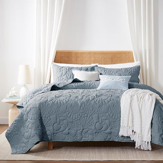 WDCOZY Coastal Beach Twin Size Quilt Bedding Sets, Blue Nautical Tropical Ocean Bedspread, Scallop Seashell Soft Coverlet, Lightweight Summer Thin Comforter for All Season