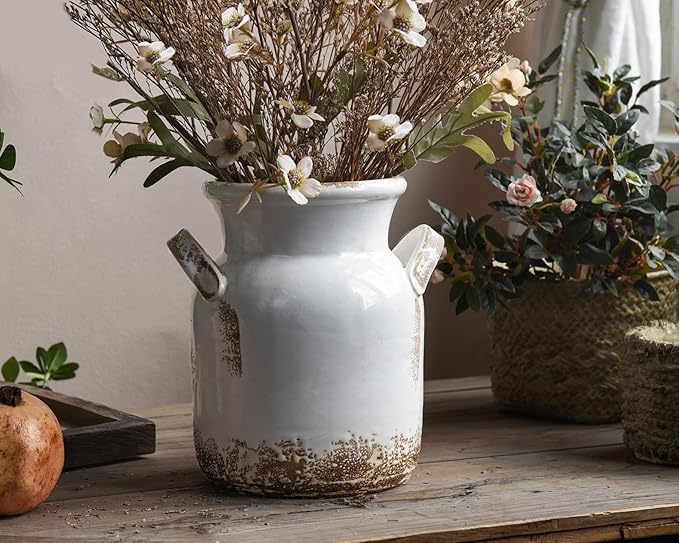 Quoowiit Ceramic Rustic Farmhouse Vase, Distressed Decorative Flower Vase for Home Decor, Ideal Shelf Decor, White Boho Vase for Living Room Bedroom Kitchen Office Decor Centerpiece Table Decorations