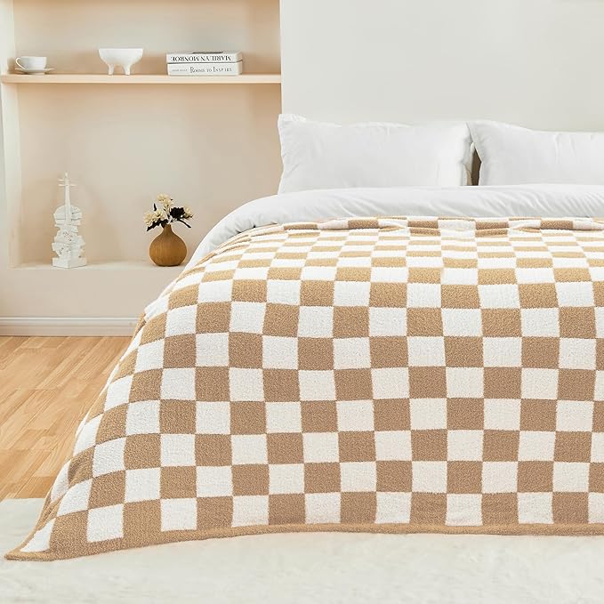 CozeCube Checkered Blanket, Ultra Soft Cozy Khaki Tan and White Throw Blanket, Warm Cozy Knit Fuzzy Plush Checkerboard Throw for Couch Bed Sofa, 60"x80"