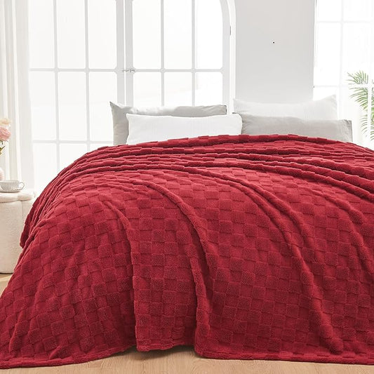 NEWCOSPLAY Super Soft King Blanket Red Premium Silky Flannel Fleece 3D Checkered Lightweight Bed Blanket All Season Use (Red Checkered, King(90"x110"))