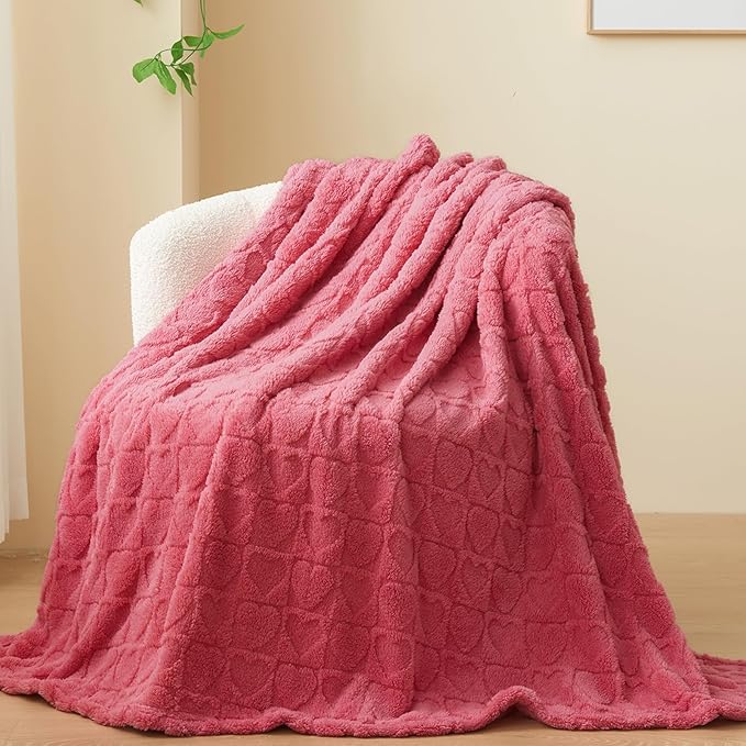 NEWCOSPLAY Super Soft King Blanket Coral Pink Love Premium Silky Flannel Fleece 3D Heart Checkered Lightweight Bed Blanket All Season Use (Coral Pink Love, King(90"x110"))