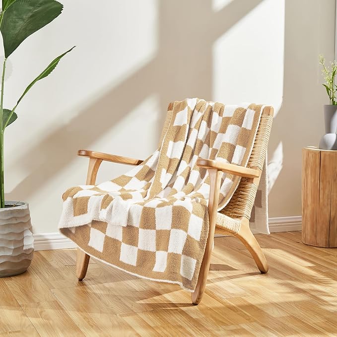 CozeCube Checkered Blanket, Ultra Soft Cozy Khaki Tan and White Throw Blanket, Warm Cozy Knit Fuzzy Plush Checkerboard Throw for Couch Bed Sofa, 60"x80"