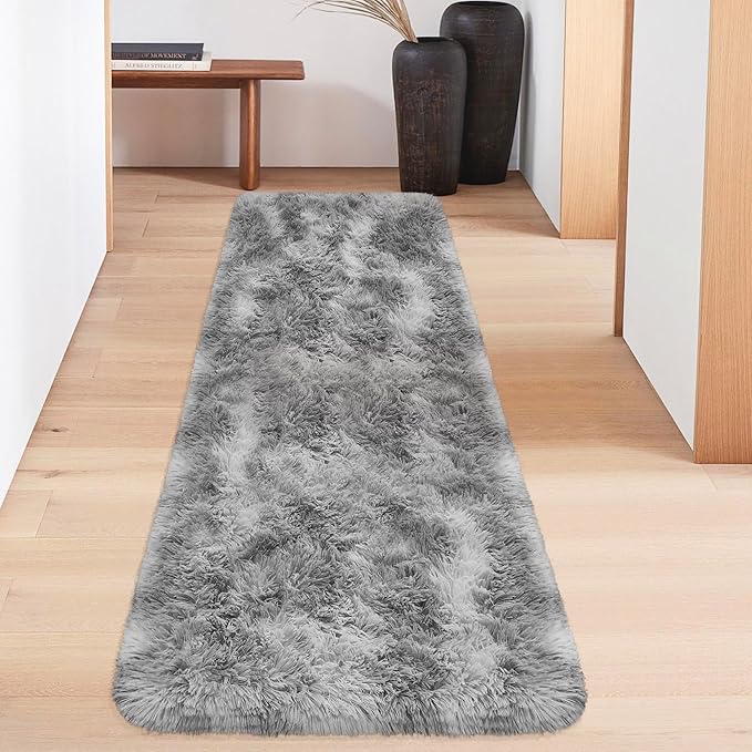 Super Soft Fluffy Living Room Area Rug 2x6 ft Tie-Dyed Light Grey Shaggy Furry Carpet Washable Non-Slip Floor Rugs Bedroom Bedside Nursery Rug Fuzzy Boys Girls Dorm Home Decor Aesthetic
