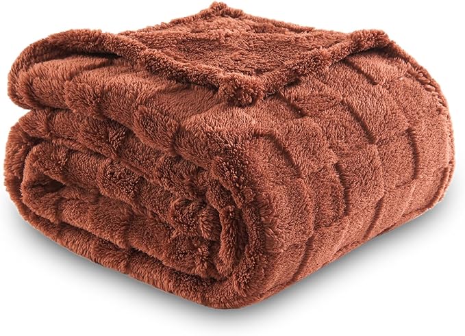 NEWCOSPLAY Super Soft Throw Blanket Coffee Premium Silky Flannel Fleece 3D Checkered Lightweight Bed Blanket All Season Use (Coffee Checkered, Throw(50"x70"))
