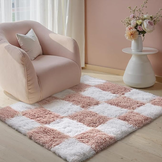 Checkered Area Rug 2x3 for Bedroom, Pink and White Modern Shag Rug Super Soft Runner Carpet Washable Fluffy Rugs for Living Room Bedside Sofa Home Dorm Decor Aesthetic