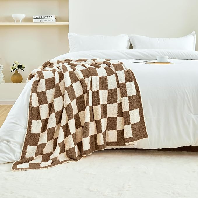 CozeCube Checkered Blanket, Ultra Soft Cozy Dark Brown and White Throw Blanket, Warm Cozy Knit Fuzzy Plush Checkerboard Throw for Couch Bed Sofa, 50"x60"