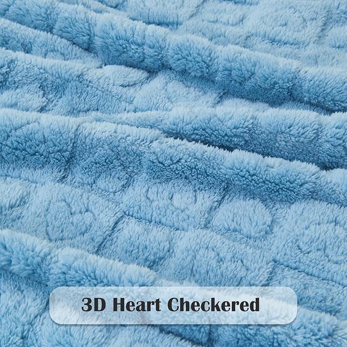 NEWCOSPLAY Super Soft King Blanket Blue Premium Silky Flannel Fleece 3D Heart Checkered Lightweight Bed Blanket All Season Use (Blue Heart, King(90"x110"))