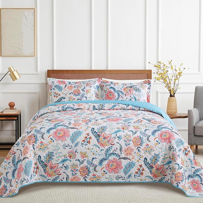 VAPUTAR Garden Queen Size Quilt Bedding Set for Adults - Farmhouse Queen Bedspread (90 x 98 inch) with 2 Pillow Shams - Lightweight Reversible Coverlet Quilt for Bedroom, 3 Pieces