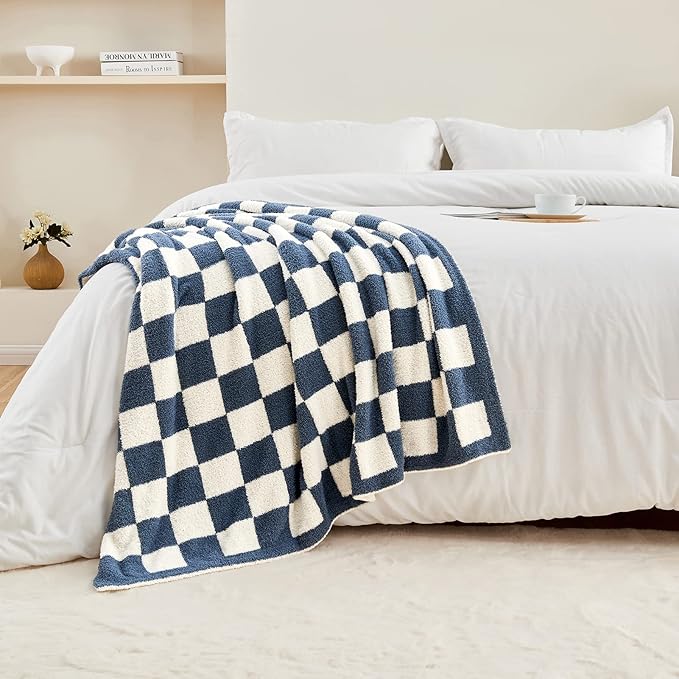 CozeCube Checkered Blanket, Ultra Soft Cozy Blue and White Throw Blanket, Warm Cozy Knit Fuzzy Plush Checkerboard Throw for Couch Bed Sofa, 60"x80"