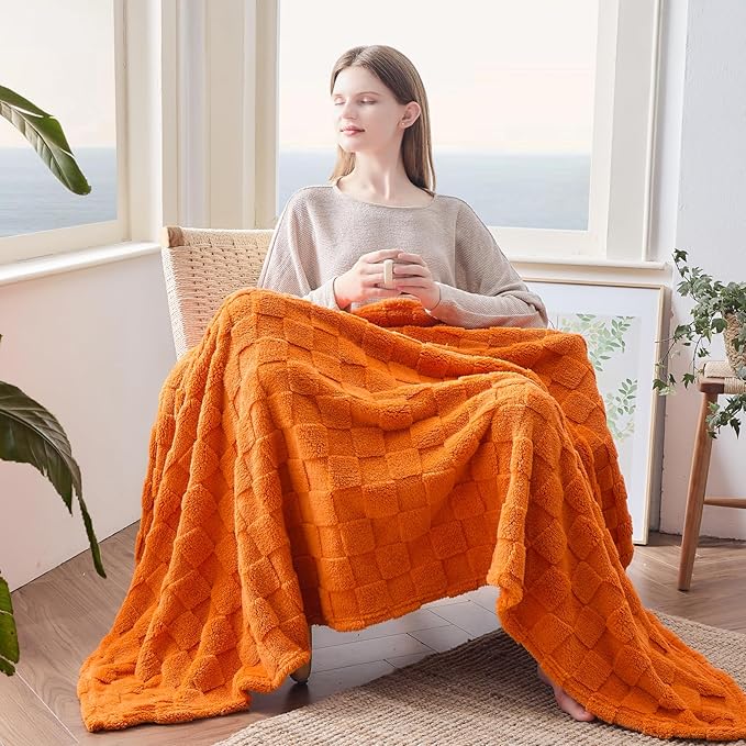 NEWCOSPLAY Super Soft King Blanket Orange Premium Silky Flannel Fleece 3D Checkered Lightweight Bed Blanket All Season Use (Orange Checkered, King(90"x110"))