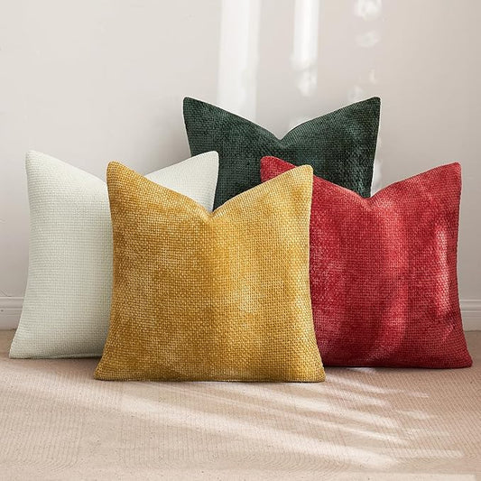 MIULEE Christmas Pack of 4 Couch Throw Pillow Covers 18x18 Inch Christmas Red/Green Soft Decorative Chenille Pillow Covers Farmhouse Accent Cushion Covers for Boho Home Decor Sofa Bedroom Living Room