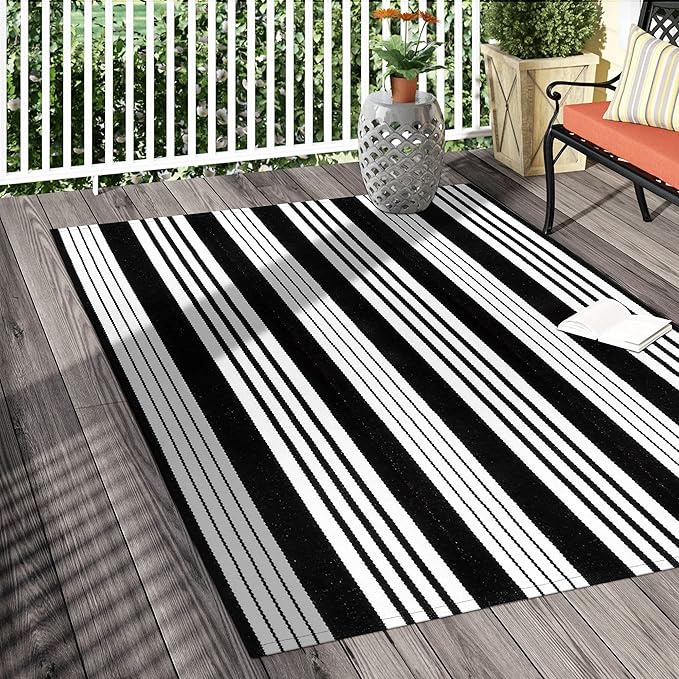 OJIA Black and White Outdoor Rug 4x6 ft Cotton Woven Patio Rug Machine Washable Front Door Mat Indoor/Outdoor Area Rugs Floor Mat for Farmhouse/Front Porch/Lawn/Living Room
