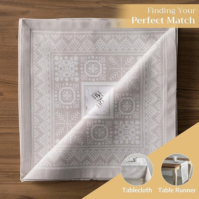 Maison d' Hermine Cloth Napkins Set of 4 100% Cotton Everyday Reusable Square Napkins Cloth Washable, Dinner, Party, Wedding, Restaurant (Cozy Christmas, 20" x 20")