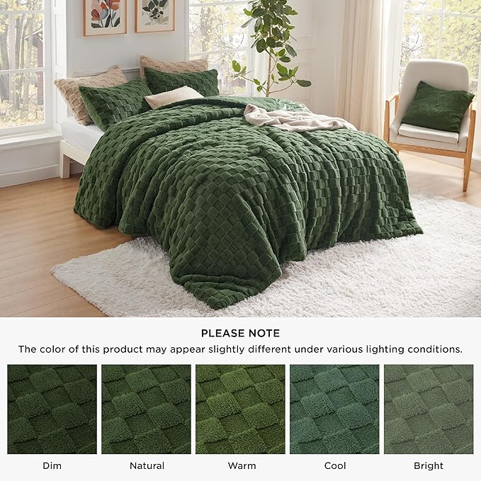 Bedsure King Size Fluffy Comforter Set, Olive Green Plush Fleece Bed Set King, Checkered Farmhouse Boho Soft Warm Bedding for Winter, 1 Comforter (104"x90") and 2 Pillowcases (20"x36")