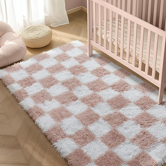 Checkered Rug 4x6 for Living Room, Pink and White Modern Shag Rug Super Soft Washable Fluffy Rugs Indoor Fuzzy Carpet for Bedroom Home Dorm Aesthetic Decor