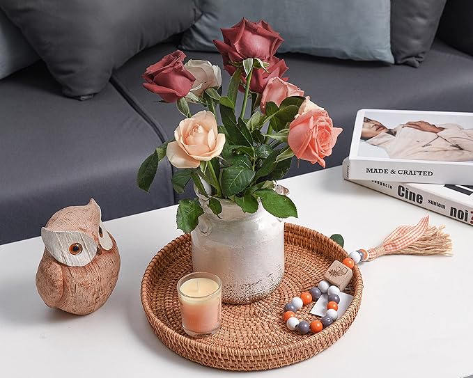 Quoowiit Ceramic Rustic Farmhouse Vase, Distressed Decorative Flower Vase for Home Decor, Ideal Shelf Decor, White Boho Vase for Living Room Bedroom Kitchen Office Decor Centerpiece Table Decorations