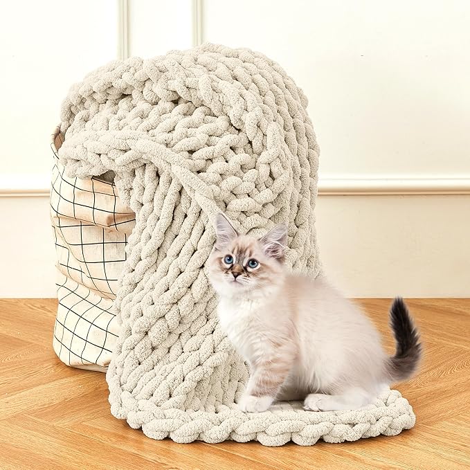 Admitrack Chunky Knit Blanket Throw 51"x63", 100% Hand Knit Chenille Throw Blanket for Sofa & Home Decor, Soft and Cozy Knitted Throw Blankets (Ivory，51"x63")